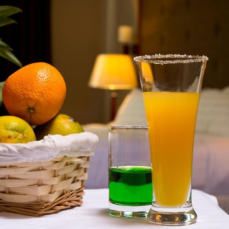 Seascape Hotel Дар ес Саалам Екстериор снимка